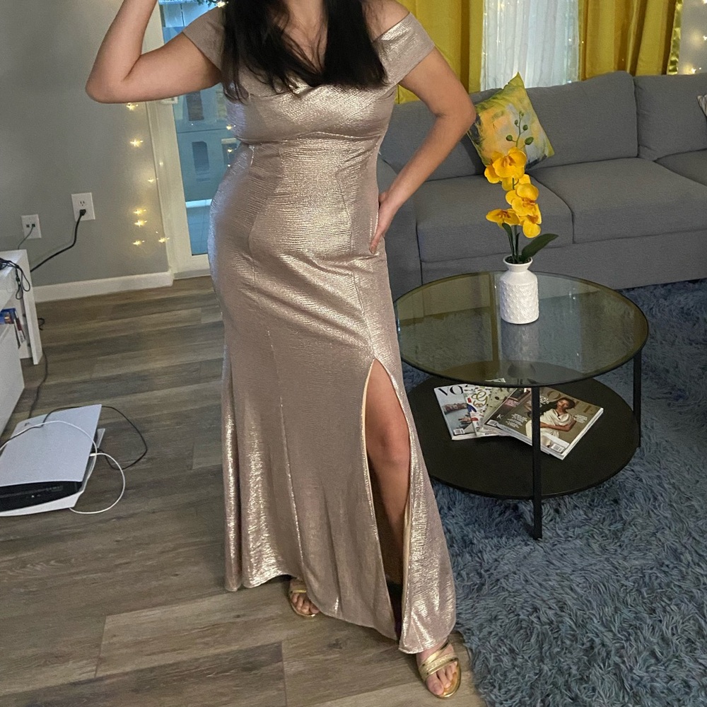 Women Formal Long Dress Slit left size 8 NIGHT WAY